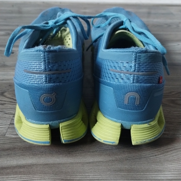On Running Cloud X Training Shoe in Niagara Blue / Lime Women's Size 10 - Picture 4 of 6
